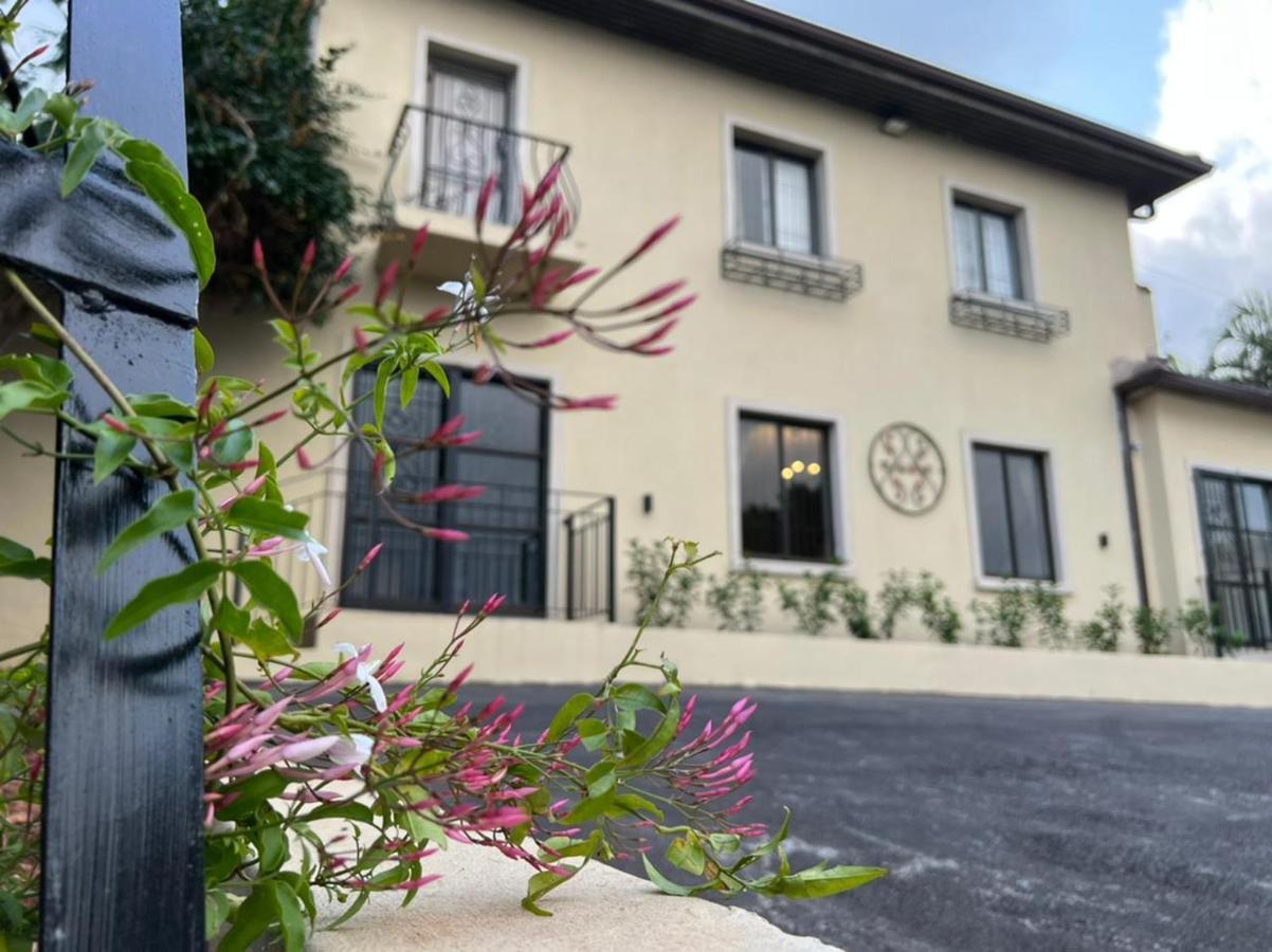 Durban Italian Villa 1&2 エクステリア 写真
