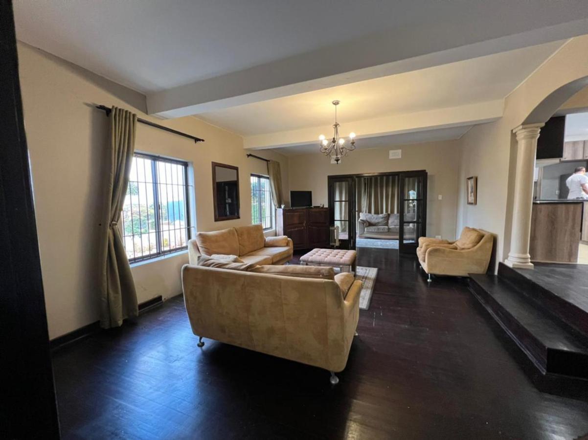 Durban Italian Villa 1&2 エクステリア 写真