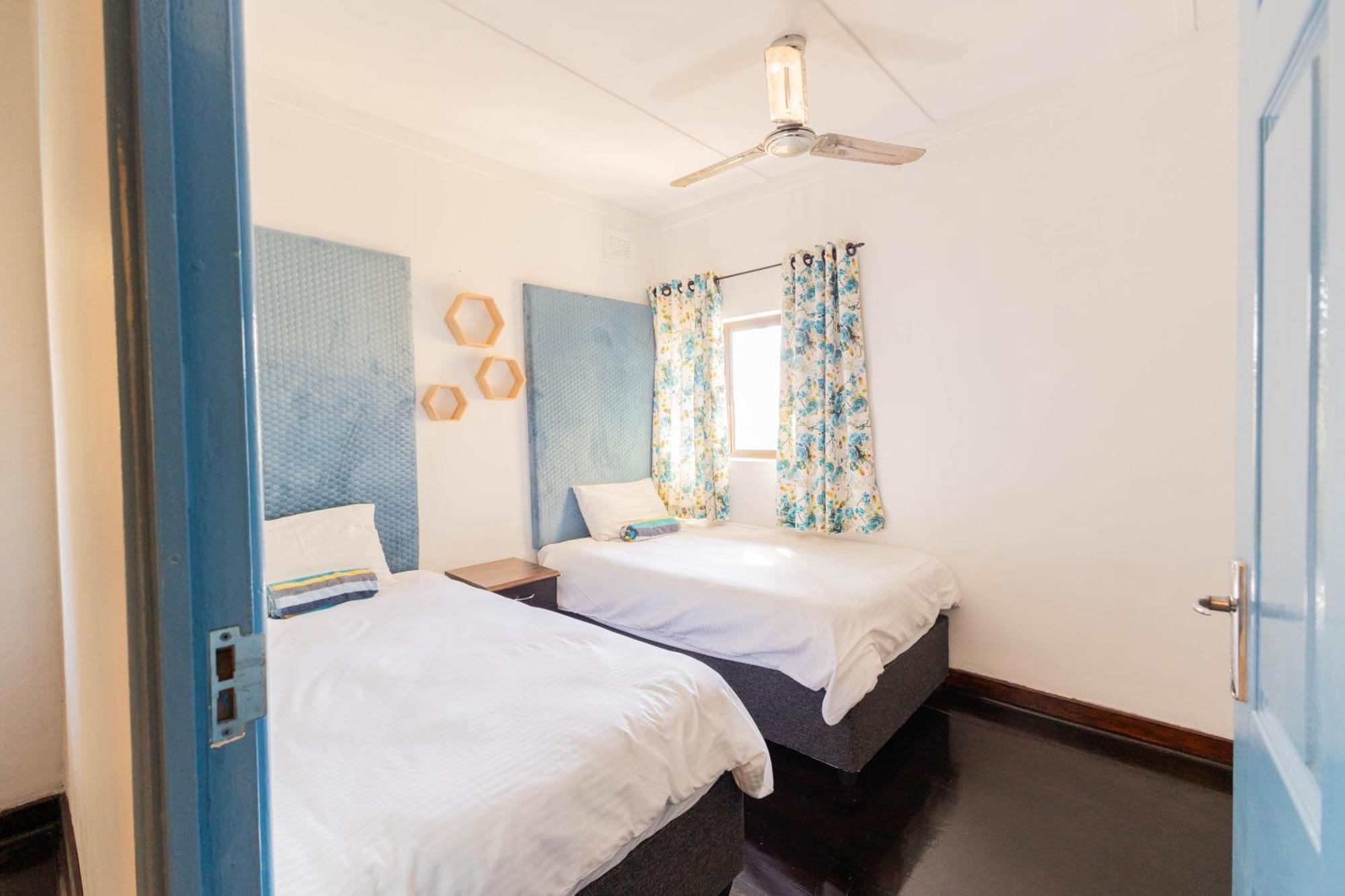 Durban Italian Villa 1&2 エクステリア 写真